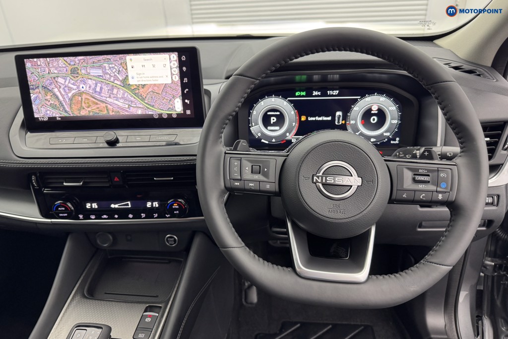 Nissan Qashqai N-Connecta Automatic Petrol SUV - Stock Number (1569445) - 1st supplementary image