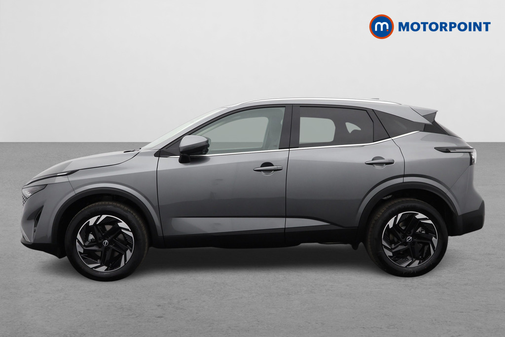 Nissan Qashqai N-Connecta Automatic Petrol SUV - Stock Number (1569445) - Passenger side