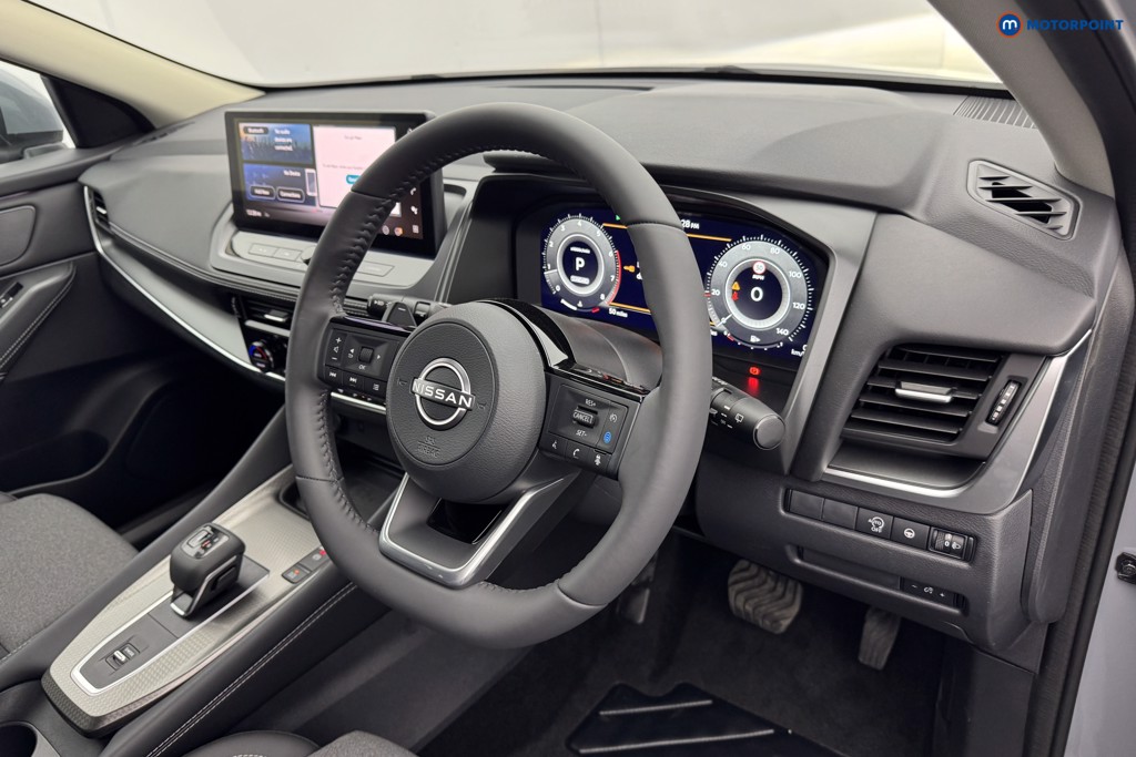 Nissan Qashqai N-Connecta Automatic Petrol SUV - Stock Number (1569457) - 7th supplementary image