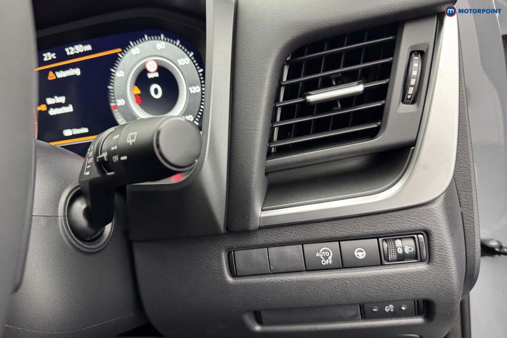 Nissan Qashqai N-Connecta Automatic Petrol SUV - Stock Number (1569457) - 20th supplementary image
