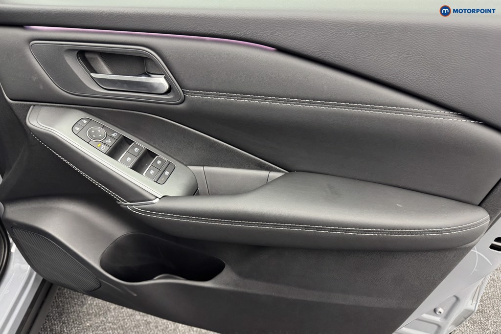 Nissan Qashqai N-Connecta Automatic Petrol SUV - Stock Number (1569457) - 21st supplementary image