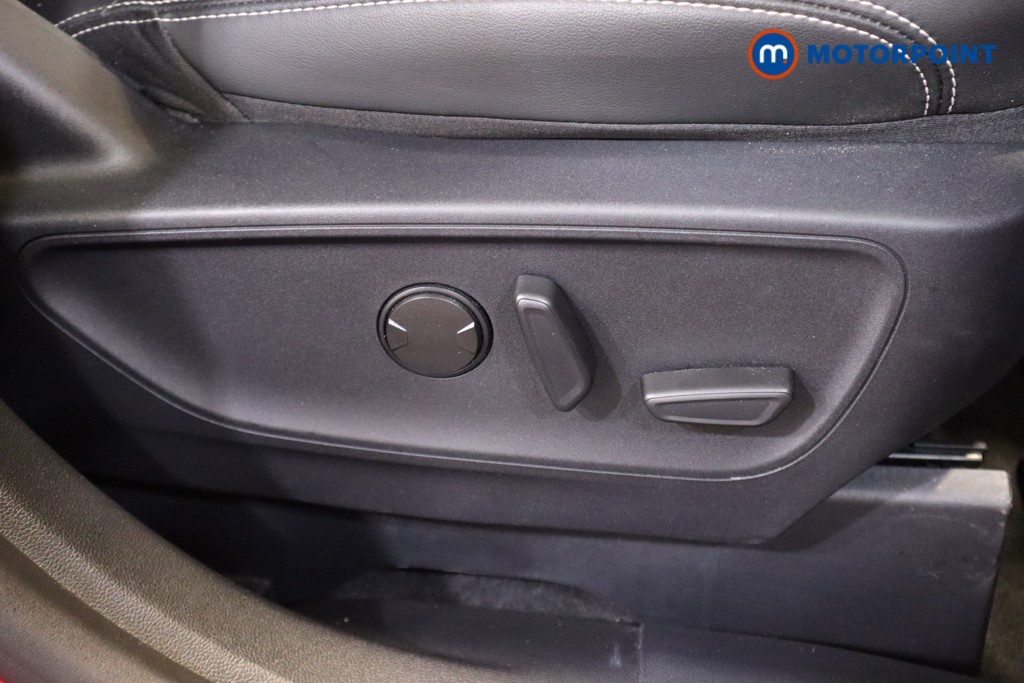 Ford Kuga Vignale Automatic Petrol Plug-In Hybrid SUV - Stock Number (1569563) - 17th supplementary image