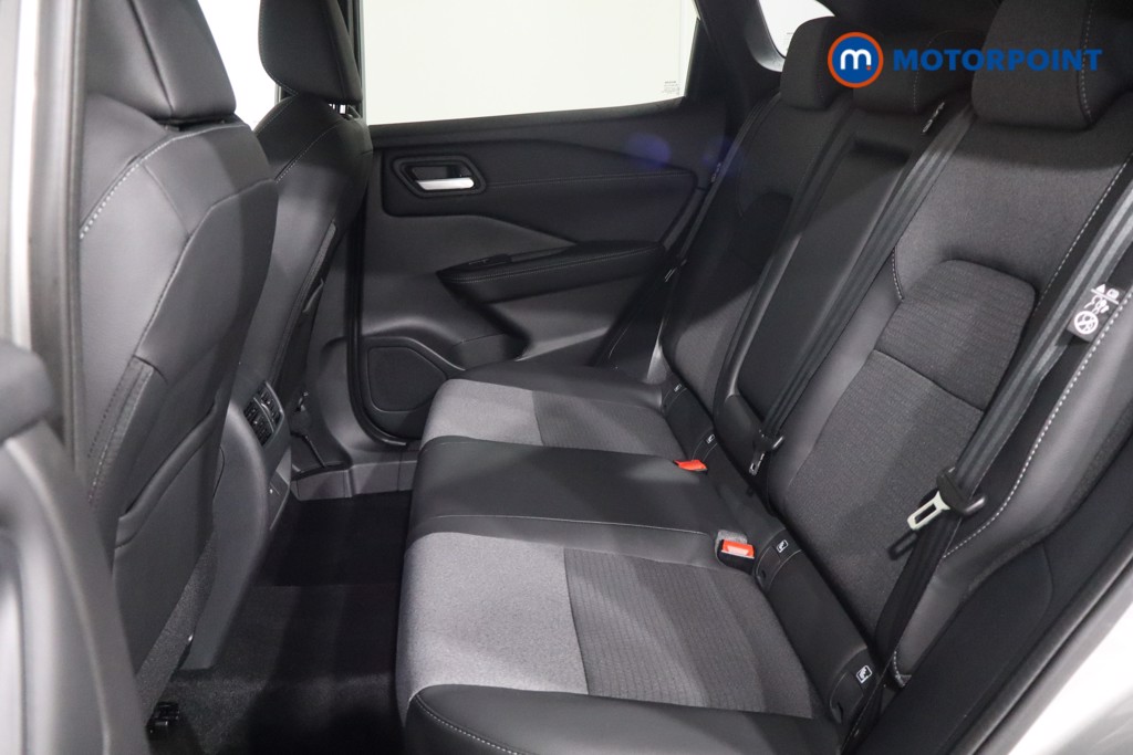 Nissan Qashqai N-Connecta Automatic Petrol SUV - Stock Number (1569604) - 5th supplementary image