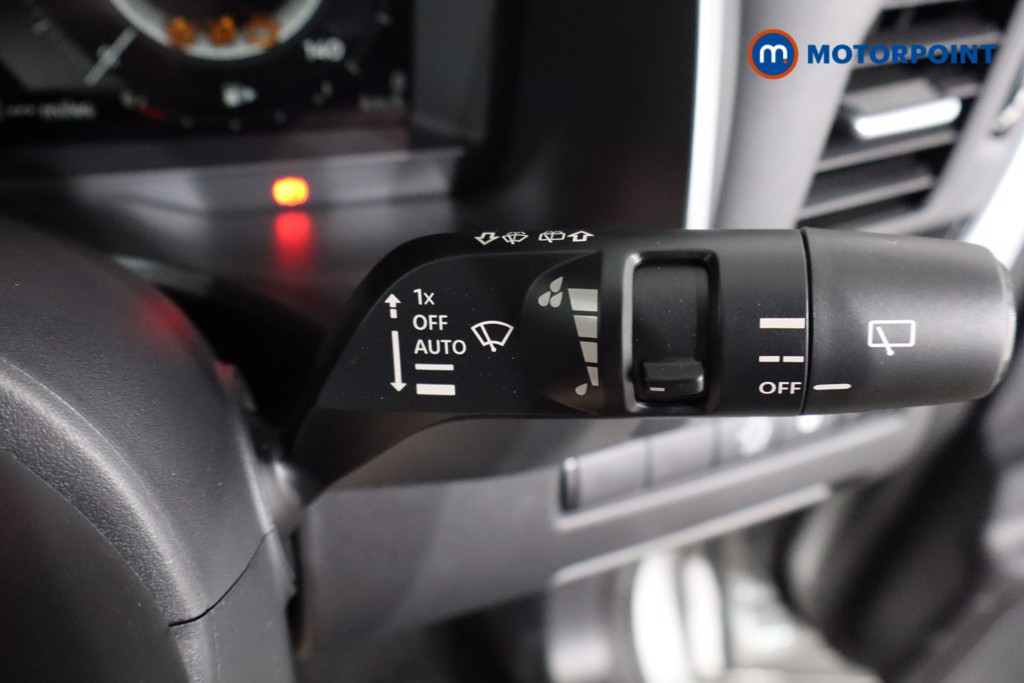 Nissan Qashqai N-Connecta Automatic Petrol SUV - Stock Number (1569604) - 20th supplementary image