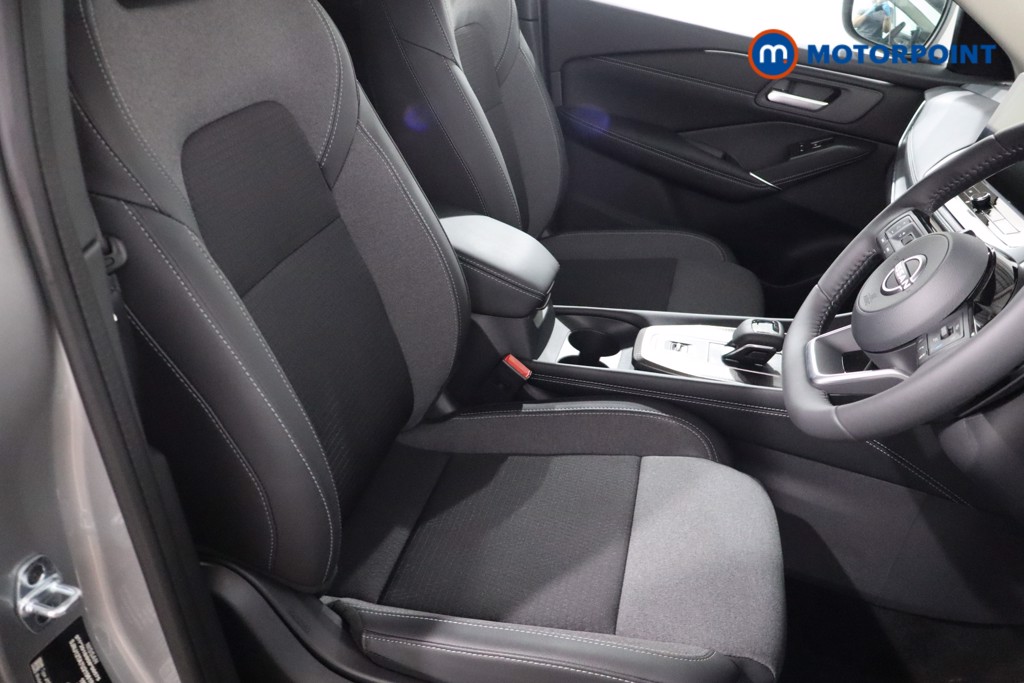Nissan Qashqai N-Connecta Automatic Petrol SUV - Stock Number (1569604) - 25th supplementary image