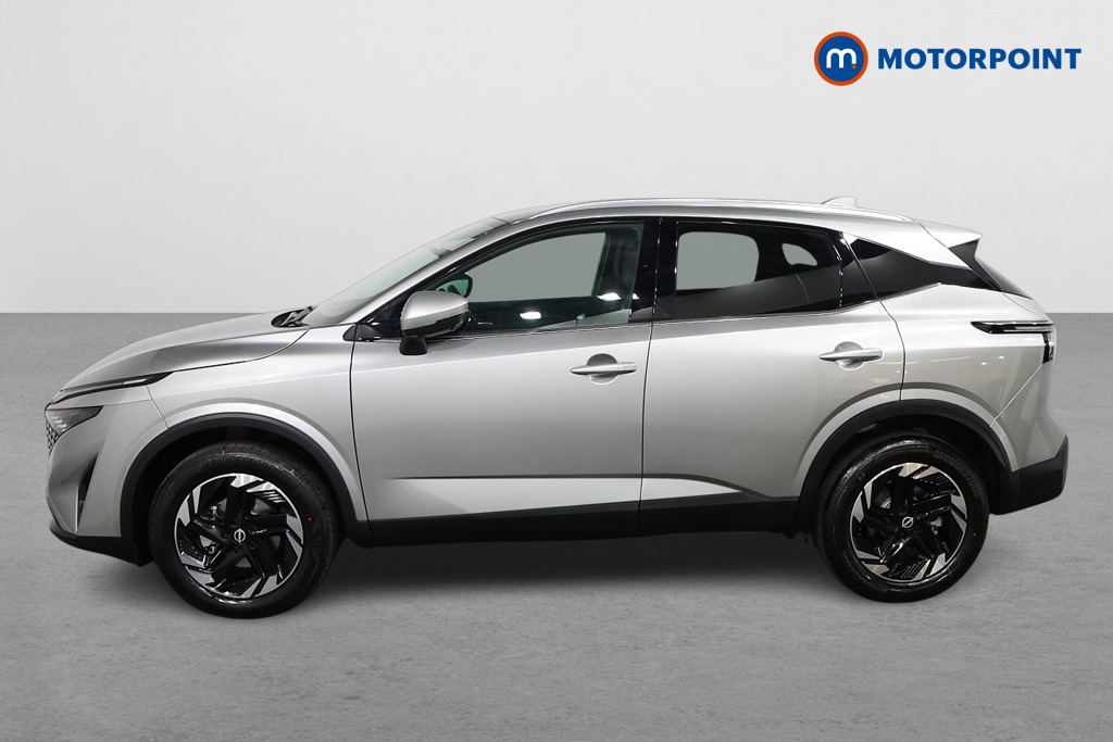 Nissan Qashqai N-Connecta Automatic Petrol SUV - Stock Number (1569604) - Passenger side