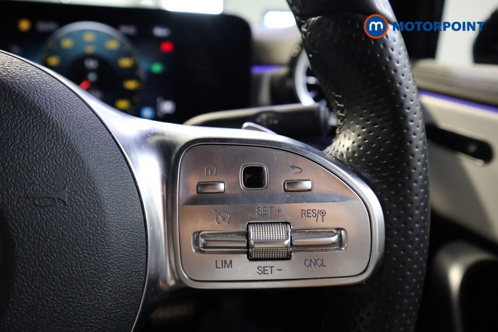 Mercedes-Benz A Class Amg Line Executive Edition Automatic Petrol Hatchback - Stock Number (1569767) - 5th supplementary image