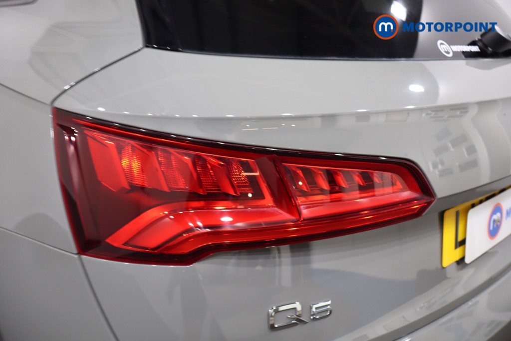 Audi Q5 Black Edition Automatic Petrol SUV - Stock Number (1569990) - 37th supplementary image