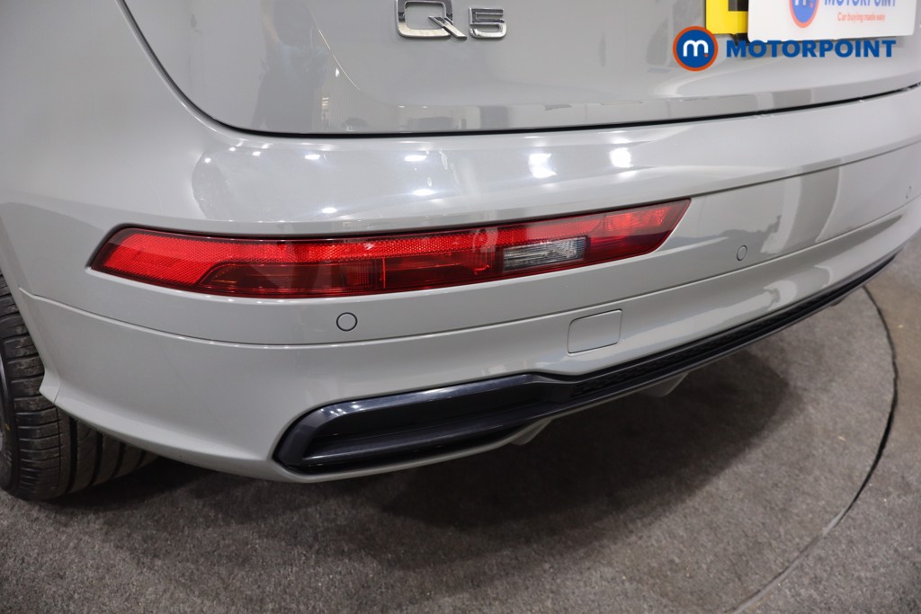 Audi Q5 Black Edition Automatic Petrol SUV - Stock Number (1569990) - 38th supplementary image