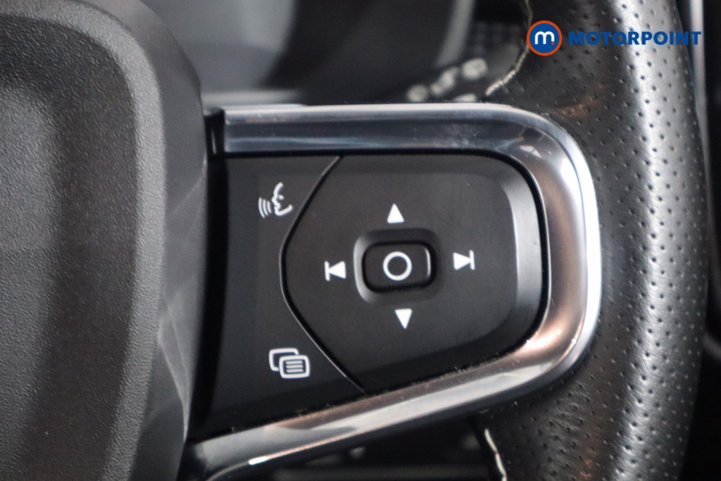 Volvo Xc40 R Design Pro Automatic Diesel SUV - Stock Number (1569994) - 8th supplementary image