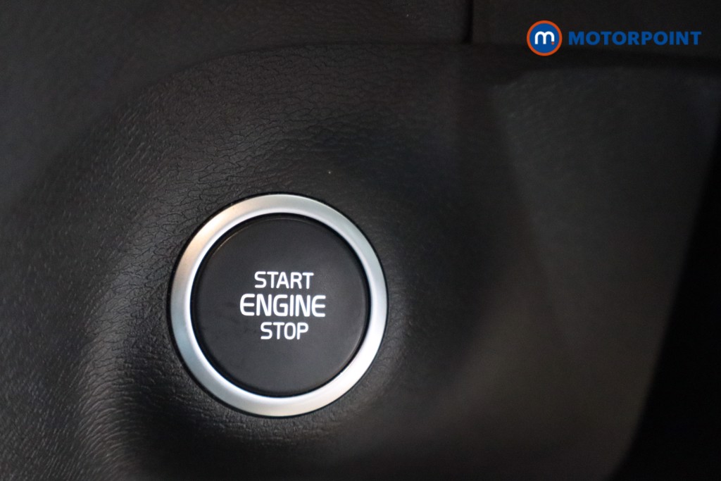Volvo Xc40 R Design Pro Automatic Diesel SUV - Stock Number (1569994) - 13th supplementary image