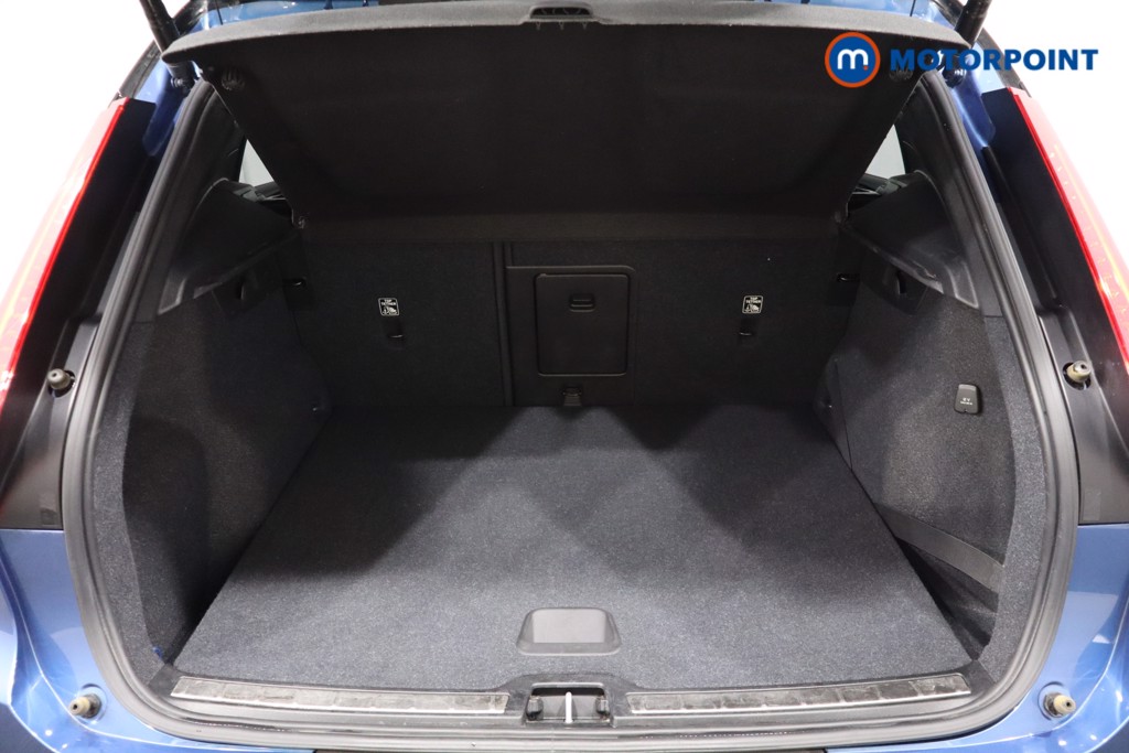 Volvo Xc40 R Design Pro Automatic Diesel SUV - Stock Number (1569994) - 40th supplementary image