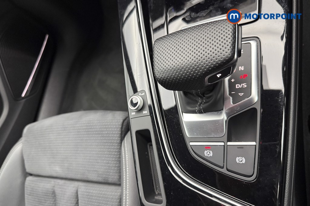 Audi A4 Black Edition Automatic Petrol Saloon - Stock Number (1570009) - 12th supplementary image