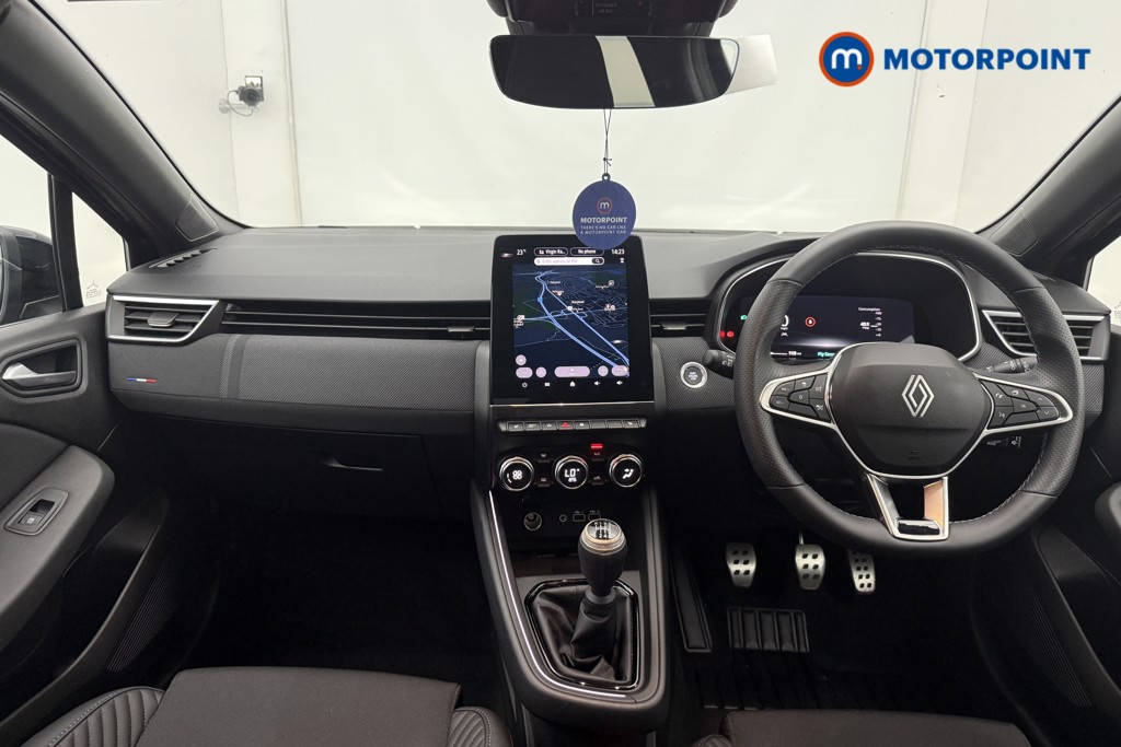 Renault Clio Esprit Alpine Manual Petrol Hatchback - Stock Number (1570335) - 1st supplementary image