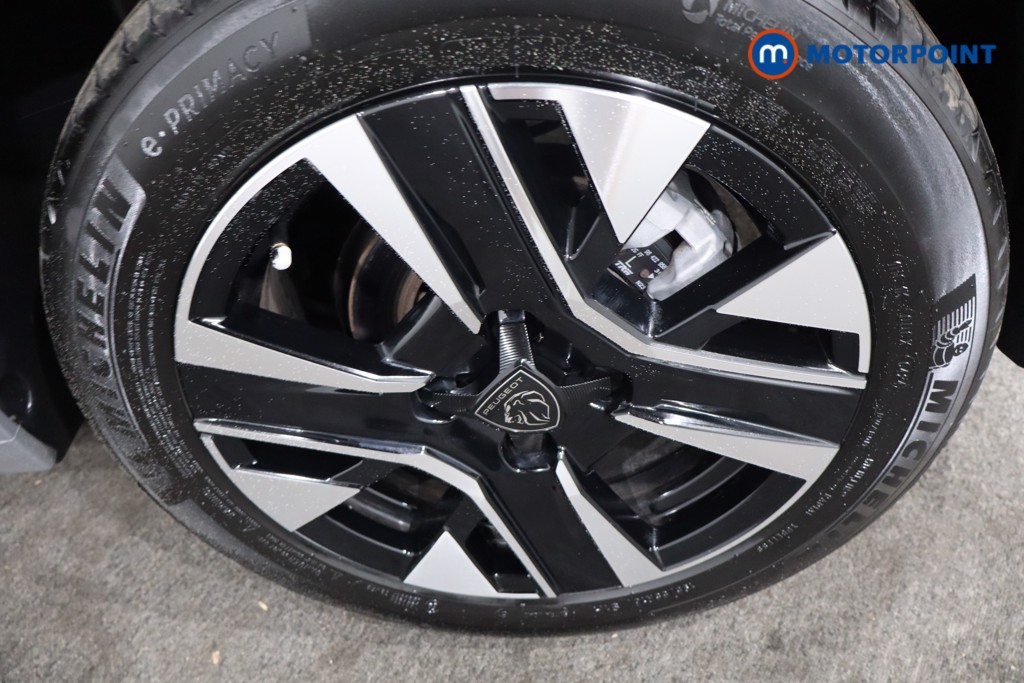 Peugeot 208 Allure Manual Petrol Hatchback - Stock Number (1570346) - 11th supplementary image