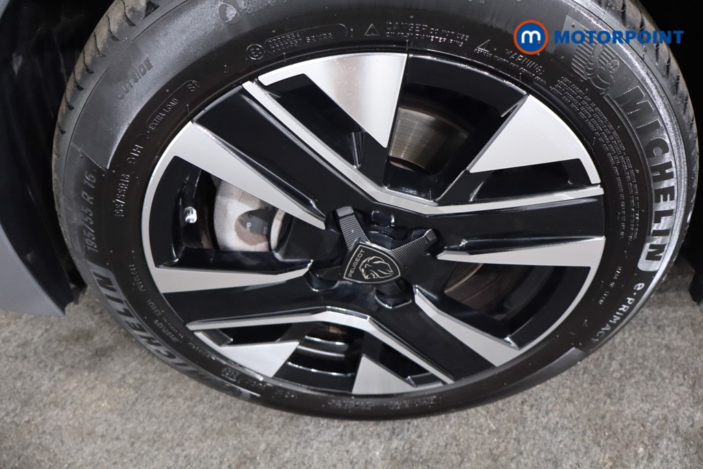 Peugeot 208 Allure Manual Petrol Hatchback - Stock Number (1570346) - 12th supplementary image