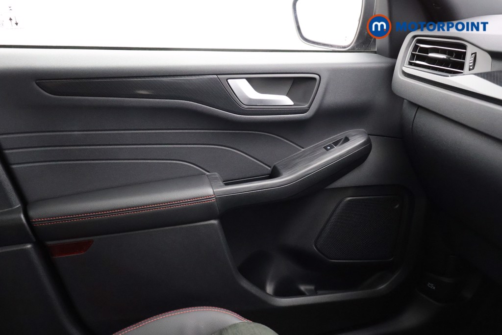 Ford Kuga St-Line X Edition Automatic Petrol-Electric Hybrid SUV - Stock Number (1570519) - 7th supplementary image