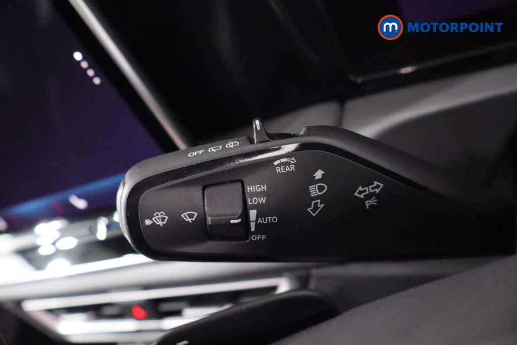 Volkswagen Tiguan R-Line Automatic Petrol SUV - Stock Number (1571144) - 16th supplementary image