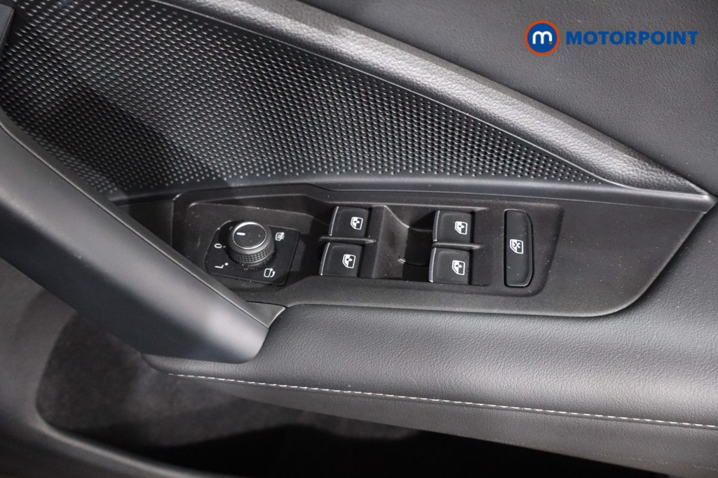 Volkswagen Tiguan R-Line Automatic Petrol SUV - Stock Number (1571144) - 23rd supplementary image