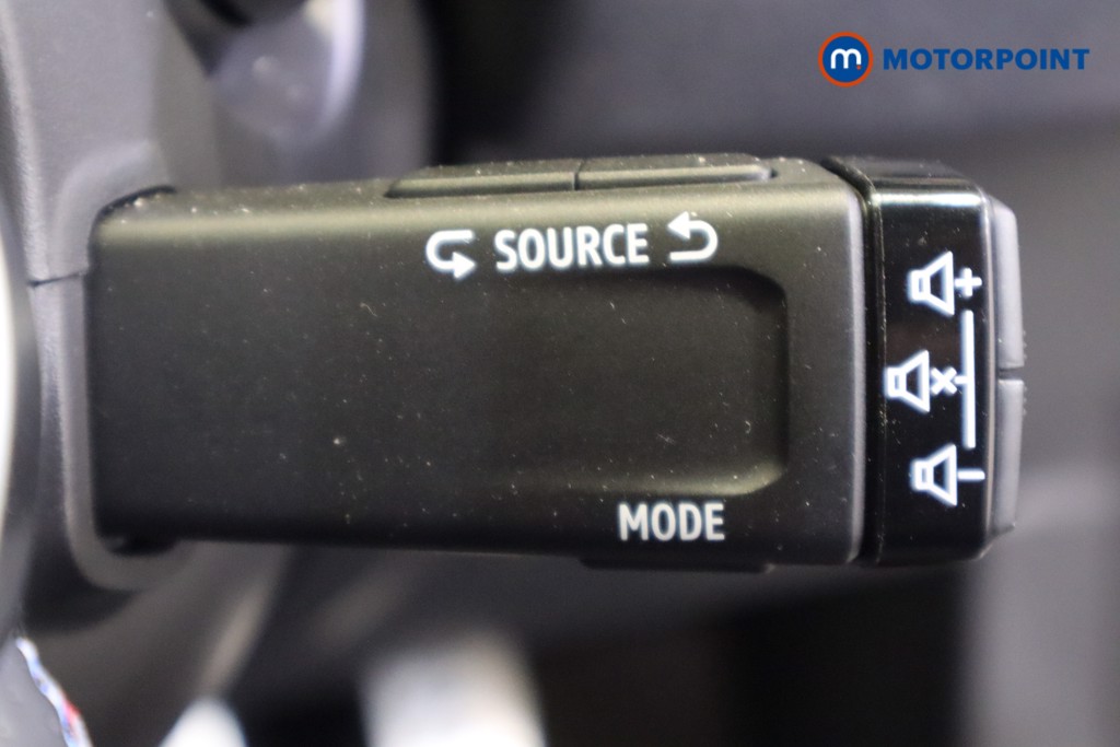 Renault Clio Esprit Alpine Manual Petrol Hatchback - Stock Number (1571166) - 19th supplementary image