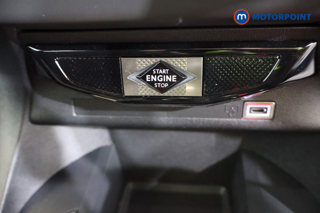 DS Ds 3 Performance Line Automatic Petrol SUV - Stock Number (1571170) - 11th supplementary image