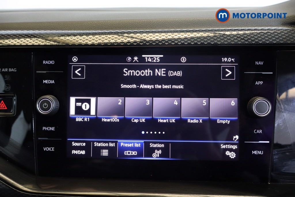 Volkswagen Polo Life Automatic Petrol Hatchback - Stock Number (1571237) - 5th supplementary image