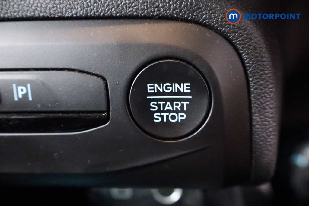 Ford Focus Active X Automatic Petrol-Electric Hybrid Hatchback - Stock Number (1571315) - 13th supplementary image