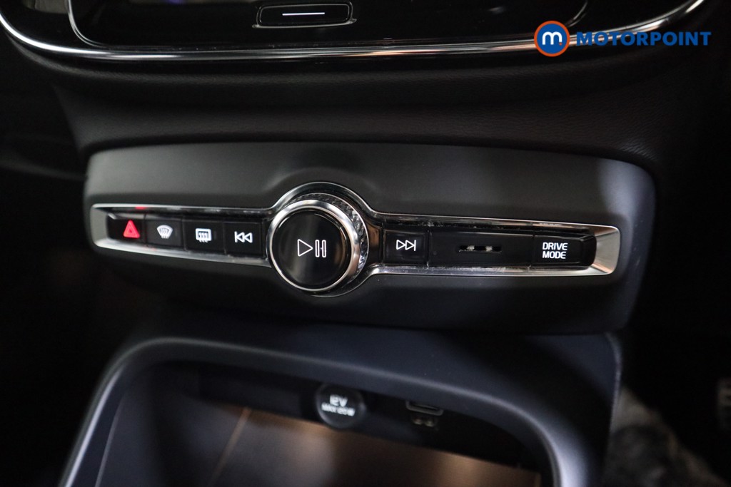 Volvo Xc40 R Design Automatic Petrol SUV - Stock Number (1549520) - 8th supplementary image
