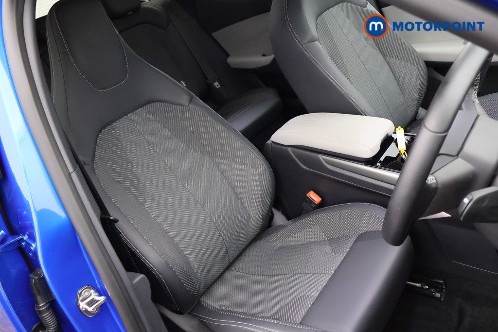Ford Explorer Select Automatic Electric SUV - Stock Number (1549592) - 9th supplementary image