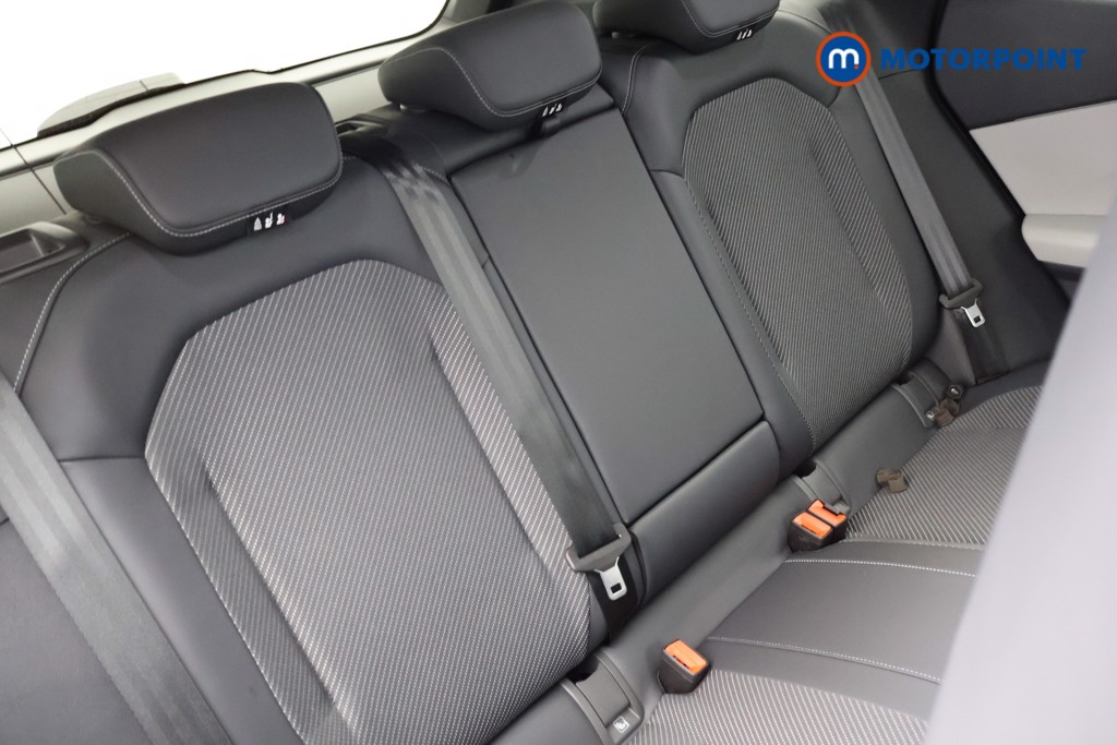 Ford Explorer Select Automatic Electric SUV - Stock Number (1549592) - 11th supplementary image