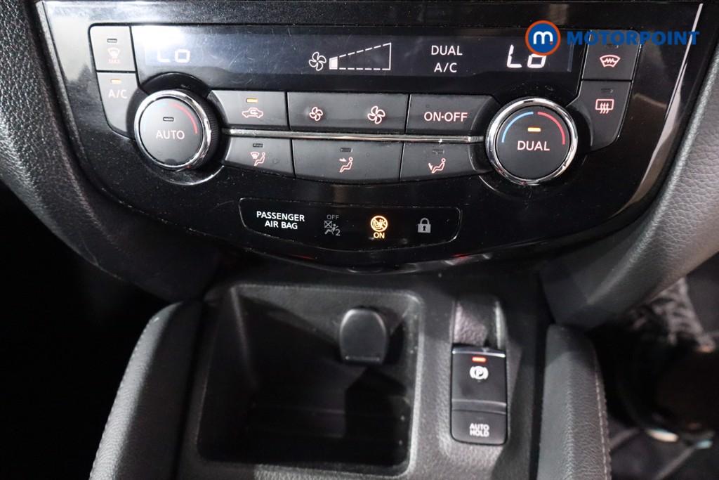 Nissan Qashqai Tekna Manual Petrol SUV - Stock Number (1550407) - 16th supplementary image