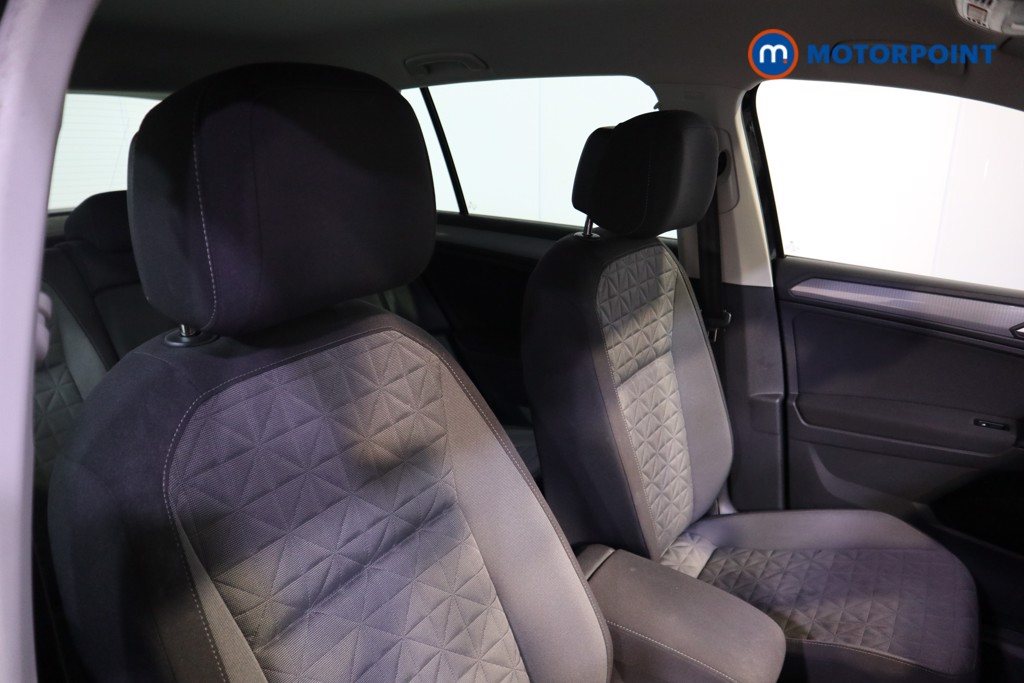Volkswagen Tiguan Life Manual Petrol SUV - Stock Number (1555534) - 10th supplementary image