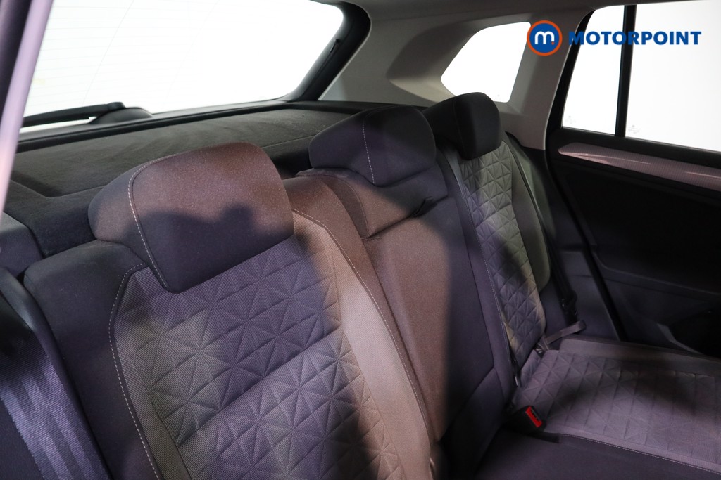 Volkswagen Tiguan Life Manual Petrol SUV - Stock Number (1555534) - 11th supplementary image