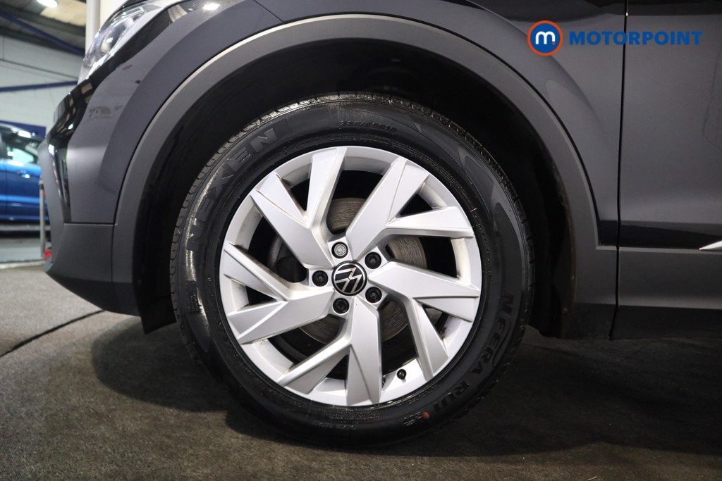 Volkswagen Tiguan Life Manual Petrol SUV - Stock Number (1555534) - 15th supplementary image