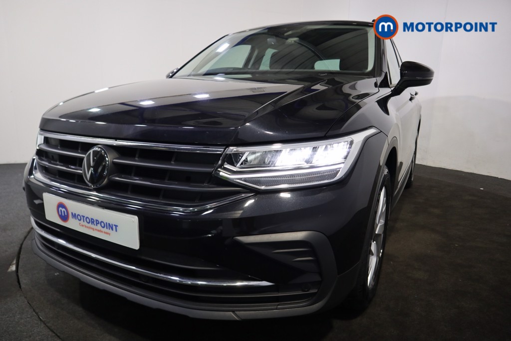 Volkswagen Tiguan Life Manual Petrol SUV - Stock Number (1555534) - 18th supplementary image