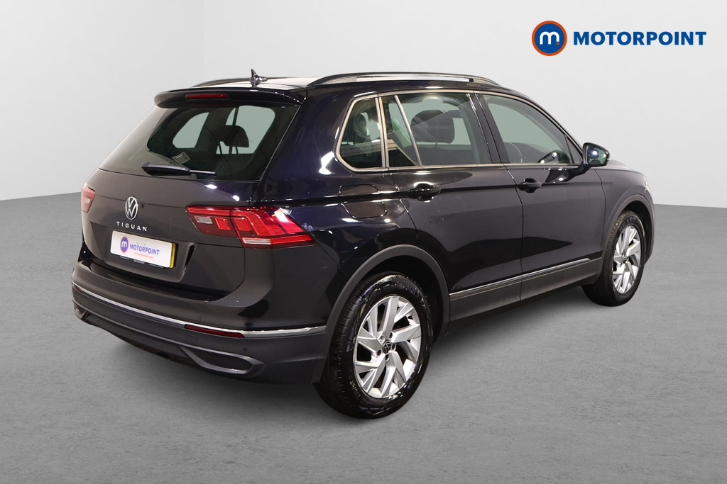 Volkswagen Tiguan Life Manual Petrol SUV - Stock Number (1555534) - Drivers side rear corner