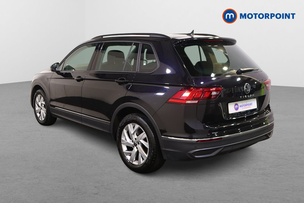 Volkswagen Tiguan Life Manual Petrol SUV - Stock Number (1555534) - Passenger side rear corner