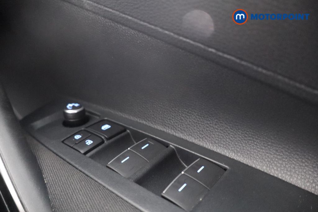 Toyota Corolla Icon Tech Automatic Petrol-Electric Hybrid Hatchback - Stock Number (1558387) - 11th supplementary image