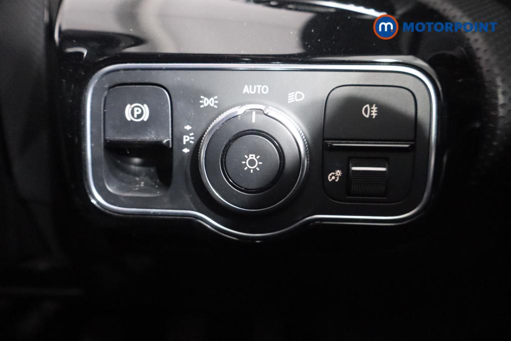 Mercedes-Benz A Class Sport Manual Petrol Saloon - Stock Number (1558558) - 9th supplementary image