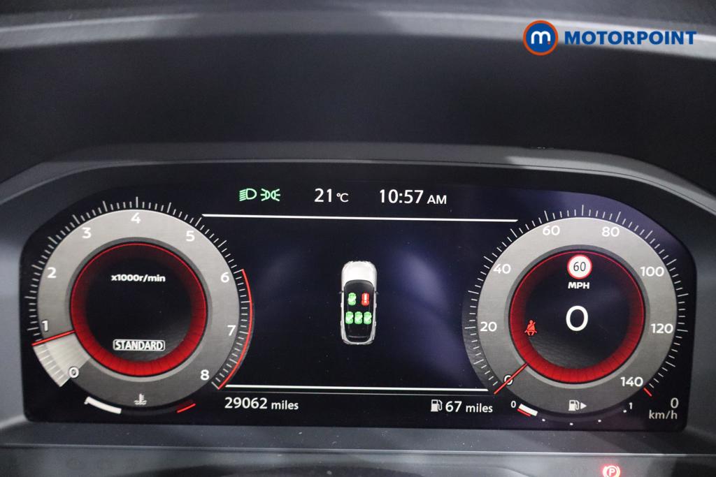 Nissan Qashqai Premiere Edition Manual Petrol SUV - Stock Number (1560039) - 4th supplementary image