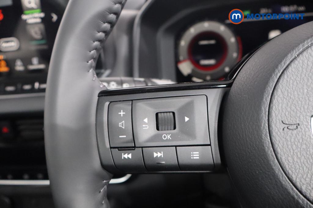 Nissan Qashqai Premiere Edition Manual Petrol SUV - Stock Number (1560039) - 6th supplementary image