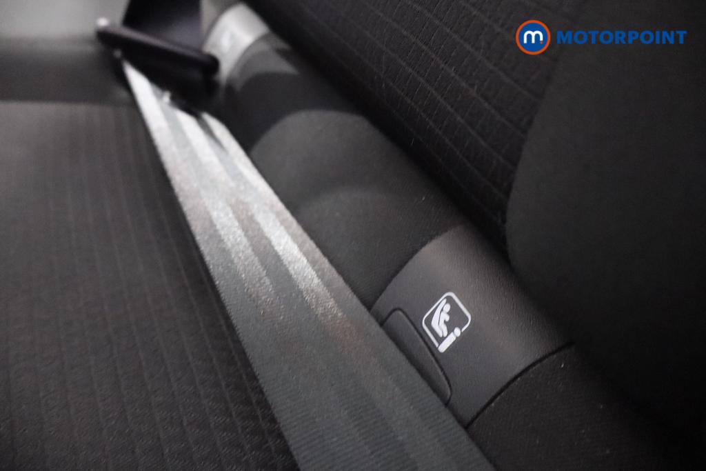 Nissan Qashqai Premiere Edition Manual Petrol SUV - Stock Number (1560039) - 16th supplementary image