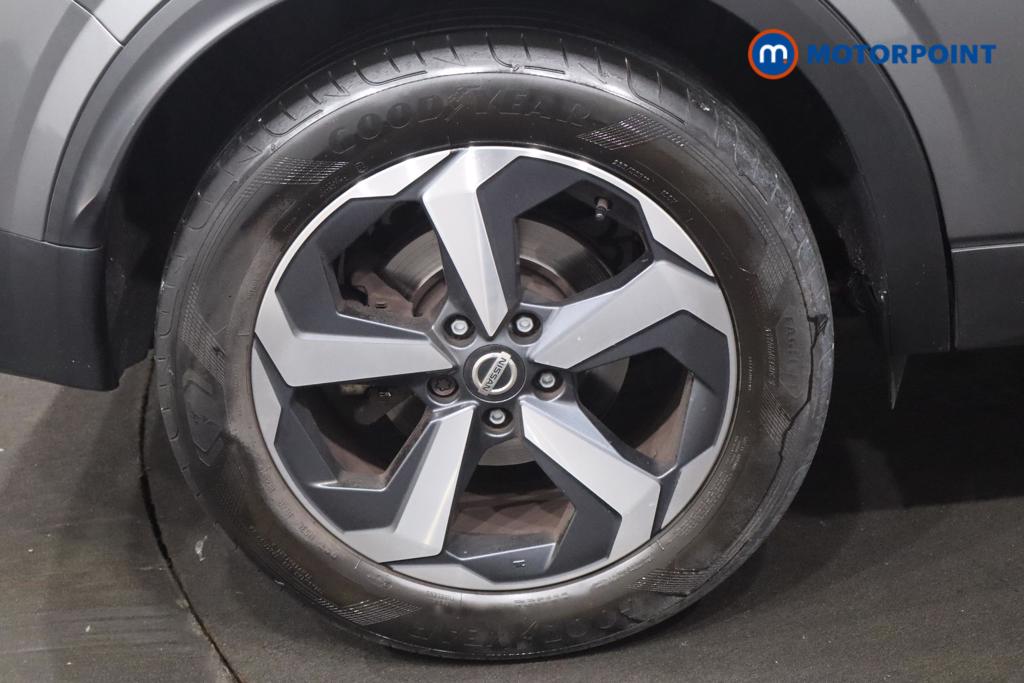 Nissan Qashqai Premiere Edition Manual Petrol SUV - Stock Number (1560039) - 20th supplementary image