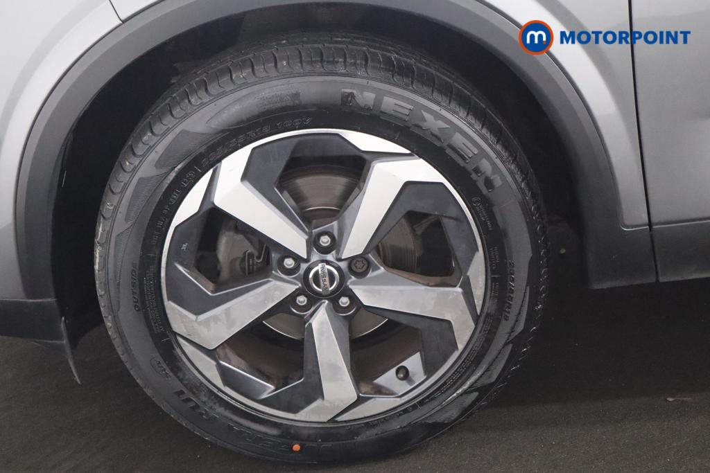 Nissan Qashqai Premiere Edition Manual Petrol SUV - Stock Number (1560039) - 22nd supplementary image