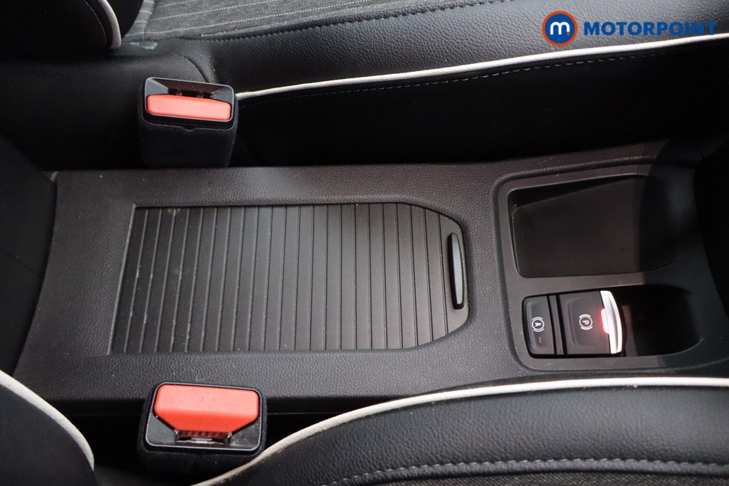 Renault Clio Techno Manual Petrol Hatchback - Stock Number (1561725) - 9th supplementary image
