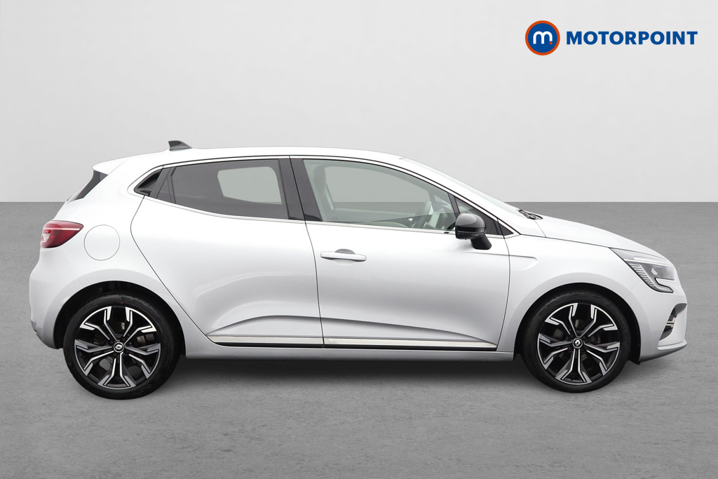 Renault Clio Techno Manual Petrol Hatchback - Stock Number (1561725) - Drivers side