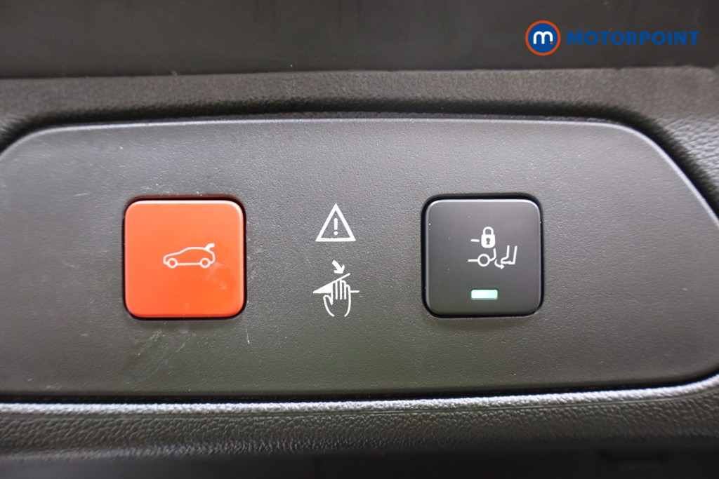 Vauxhall Grandland X Griffin Manual Diesel SUV - Stock Number (1563353) - 25th supplementary image