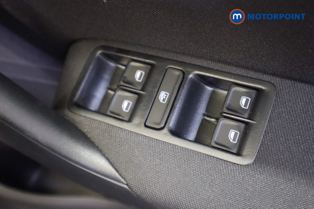 Volkswagen Polo Match Edition Manual Petrol Hatchback - Stock Number (1563590) - 9th supplementary image