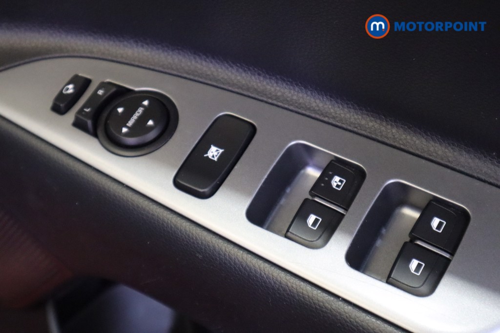KIA RIO Gt-Line S Automatic Petrol Hatchback - Stock Number (1563908) - 9th supplementary image