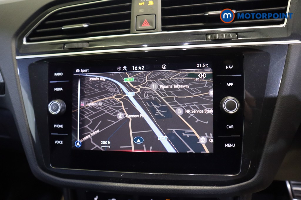 Volkswagen Tiguan R-Line Automatic Petrol SUV - Stock Number (1564028) - 2nd supplementary image